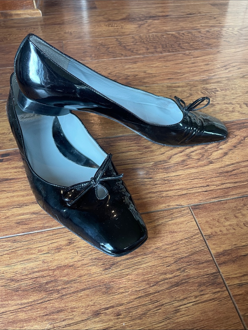 Vintage Marshal Field’s Black Patent Leather Low Heel SquareToe Ballet Flats 9